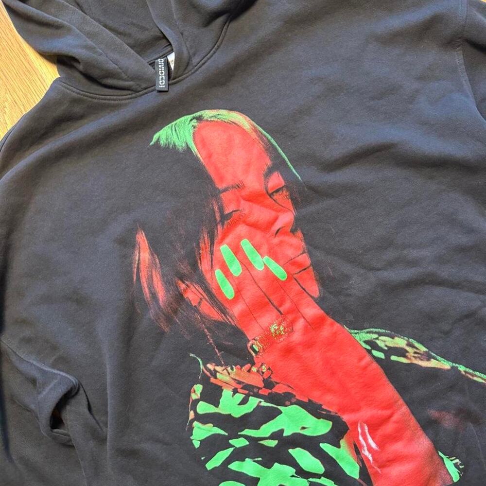 Billie Eilish H&M Graphic Pullover Hoodie Black Large